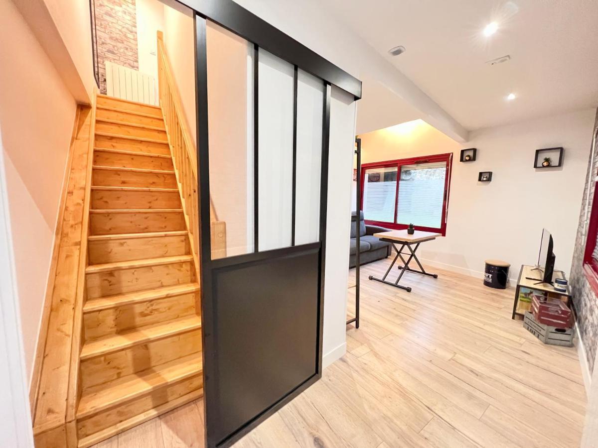 Вилла Le Loft ~ A 4 Min De La Gare, Fibre + Parking Prive Пуатье Экстерьер фото